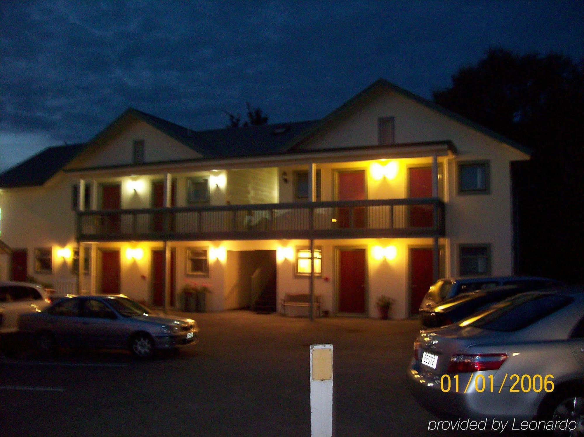 La Rochelle Motel Акароа Экстерьер фото